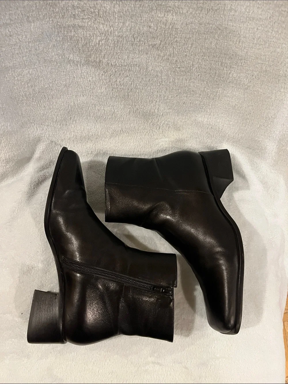 Minimalist Chunky Heel Black Leather Square Toe Ankle Boots Retro. Size 7.5
